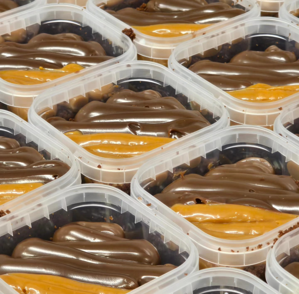 Bolo No Pote (Cake in a Jar)